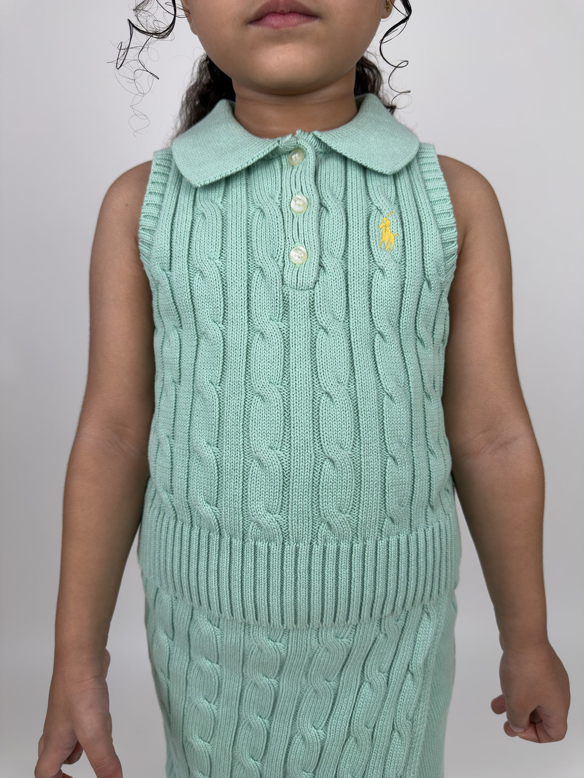 Sleeveless Cable-Skirt Set